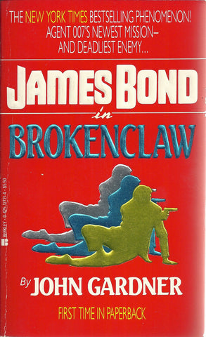 James Bond in Brokenclaw